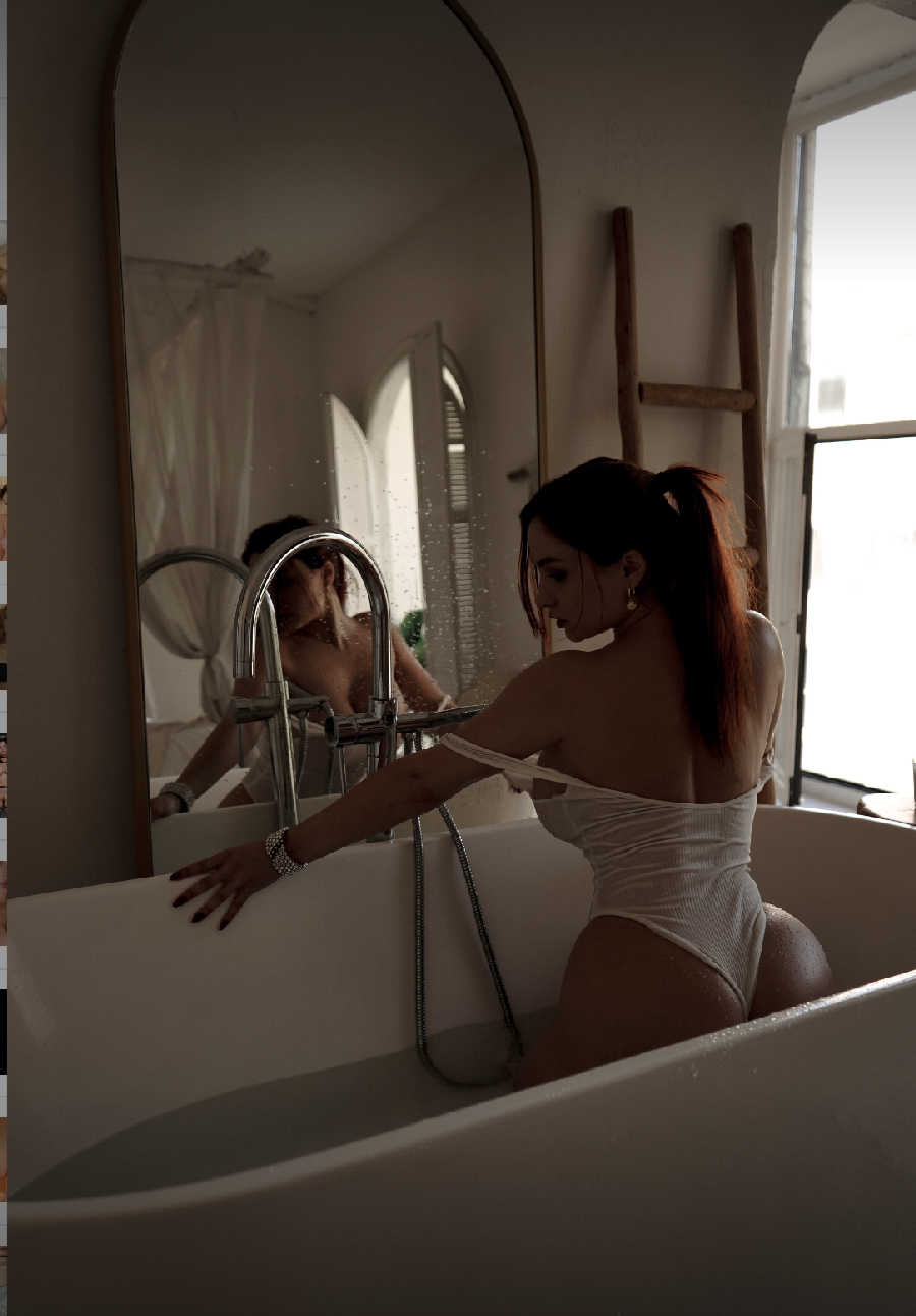 A playful frame from Miranda Faith nude — online in Nukualofa