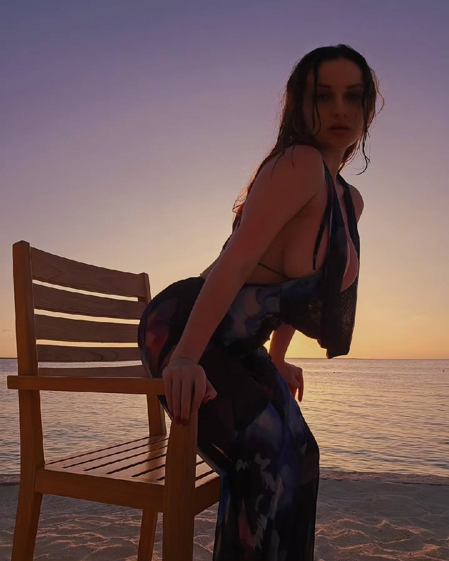 Sexy girl Miranda Faith nude in Nukualofa