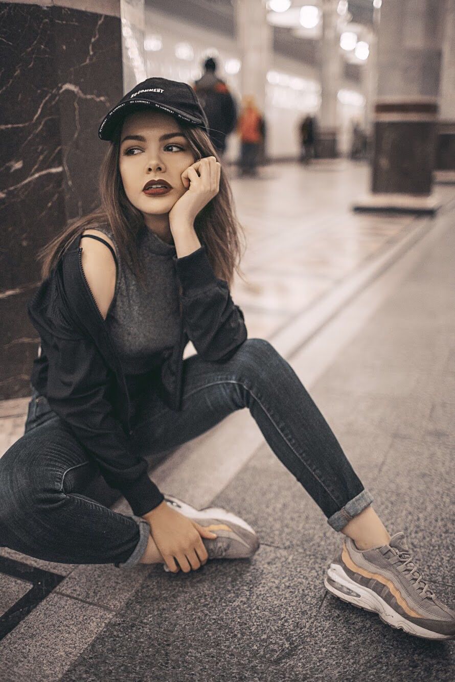 Sassy girls in Nukualofa