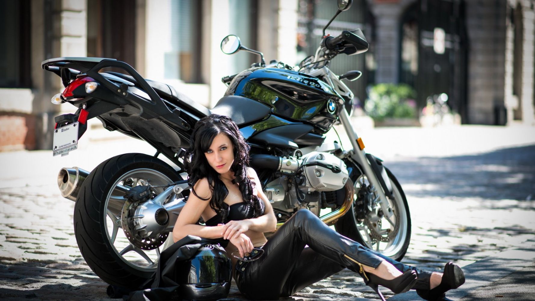 European women on bikes in Nukualofa